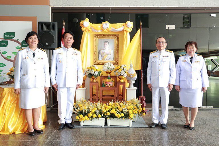 ปลัดฯ ณัฐพล นำทีมผู้บริหารกระทรวงอุตสาหกรรม เข้าเฝ้าสมเด็จพระกนิษฐาธิราชเจ้า กรมสมเด็จพระเทพรัตนราชสุดาฯ สยามบรมราชกุมารี เพื่อทูลเกล้าฯ ถวายเงินรายได้จากการออกร้านในงานกาชาดร้านกระทรวงอุตสาหกรรม