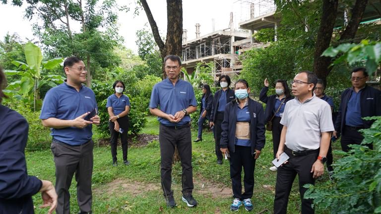 "อธิบดีใบน้อย" ลงพื้นที่เมืองอุบลราชธานี ตรวจเยี่ยมศูนย์ดีพร้อมเซ็นเตอร์ 7