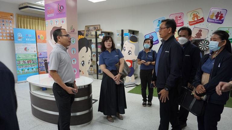 "อธิบดีใบน้อย" ลงพื้นที่เมืองอุบลราชธานี ตรวจเยี่ยมศูนย์ดีพร้อมเซ็นเตอร์ 7