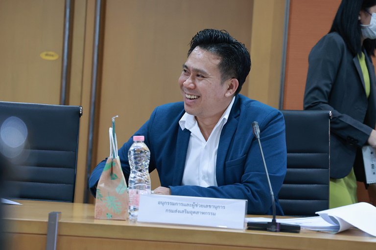 “รสอ.วัชรุน” ร่วมประชุมคณะอนุกรรมการพัฒนาและบริหารการแปรรูปเพื่อเพิ่มมูลค่า ผลักดันใช้เทคโนโลยีแปรรูปผลไม้ต่อยอดผลิตภัณฑ์ 