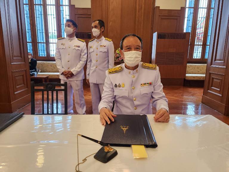ปลัดฯ ณัฐพล นำคณะผู้บริหารกระทรวงอุตสาหกรรม ร่วมพิธีลงนามถวายพระพรสมเด็จพระนางเจ้าสิริกิติ์ พระบรมราชินีนาถ พระบรมราชชนนีพันปีหลวง เนื่องในโอกาสวันเฉลิมพระชนมพรรษา 12 สิงหาคม 2566 ณ ศาลาสหทัยสมาคม ในพระบรมมหาราชวัง