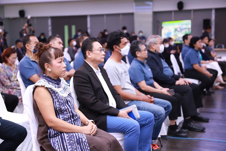 “ดีพร้อม” เผยครึ่งปีแรก ดันมูลค่าเศรษฐกิจโตกว่า 5,000 ล้านบาท