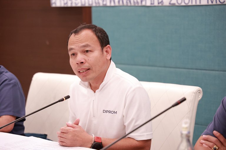 แม่ทัพ "ดีพร้อม" เปิดประตูรับฟังความเห็นแนวทางการส่งเสริมเอสเอ็มอีเมืองย่าโม