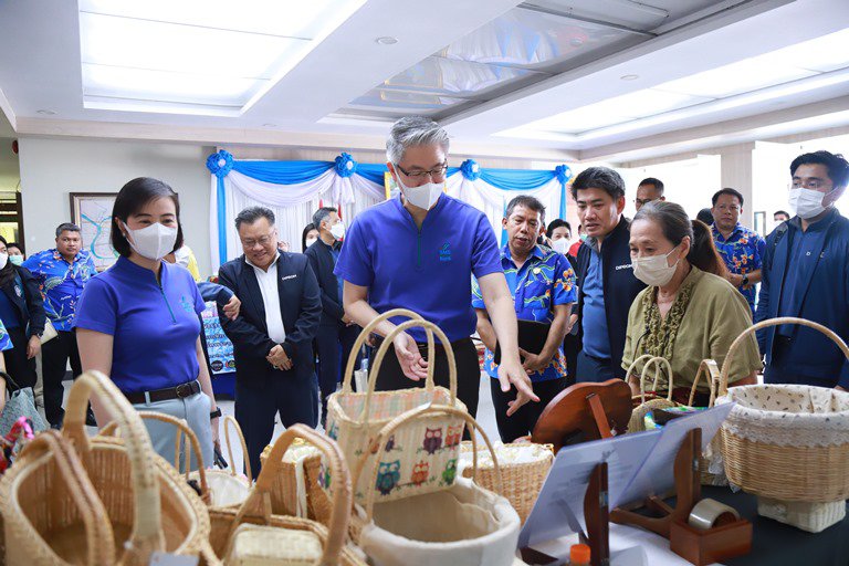 ปลัดฯ ณัฐพล ลงพื้นที่ตรวจติดตามการดำเนินงาน สอจ.อยุธยา และอ่างทอง ย้ำทุกจุดจี้โรงงานกรอกข้อมูลการประกอบการอุตสาหกรรม ภายในสิงหาคมนี้! 