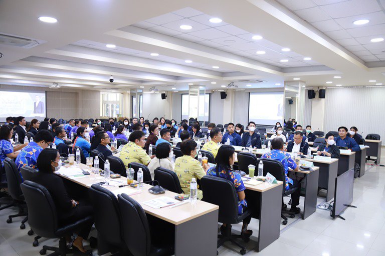 ปลัดฯ ณัฐพล ลงพื้นที่ตรวจติดตามการดำเนินงาน สอจ.อยุธยา และอ่างทอง ย้ำทุกจุดจี้โรงงานกรอกข้อมูลการประกอบการอุตสาหกรรม ภายในสิงหาคมนี้! 