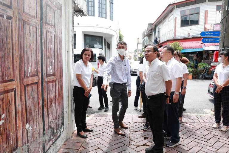 "ดีพร้อม" พาตะลุยย่านเมืองเก่าจังหวัดสงขลา หวังขยายชุมชนดีพร้อม ให้โตได้โตไกลแบบยั่งยืน