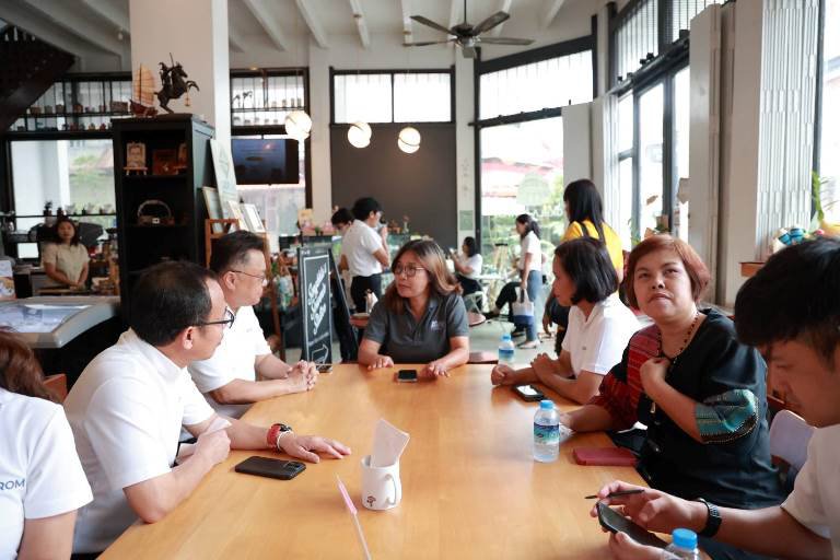 "ดีพร้อม" พาตะลุยย่านเมืองเก่าจังหวัดสงขลา หวังขยายชุมชนดีพร้อม ให้โตได้โตไกลแบบยั่งยืน