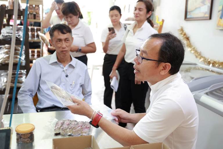 "ดีพร้อม" พาตะลุยย่านเมืองเก่าจังหวัดสงขลา หวังขยายชุมชนดีพร้อม ให้โตได้โตไกลแบบยั่งยืน