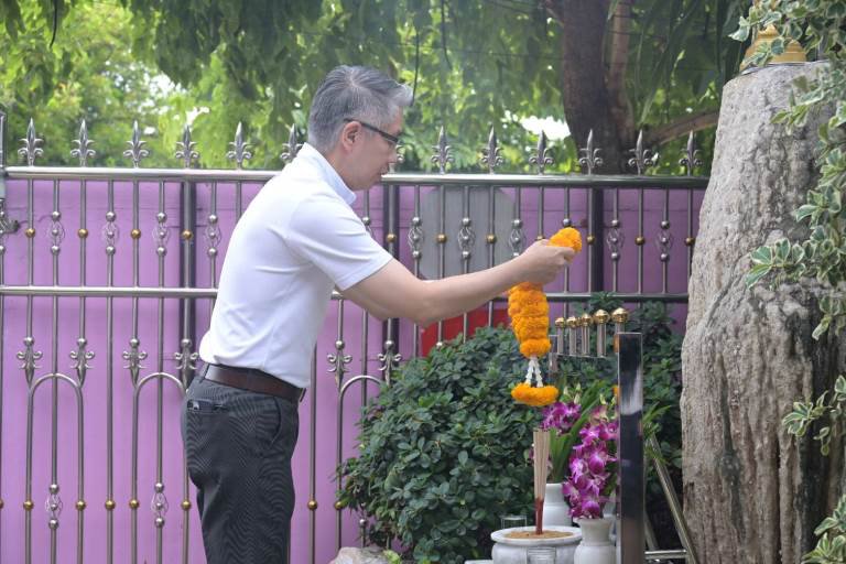 ปลัดฯ ณัฐพล ลงพื้นที่สระบุรี กำชับจี้โรงงานลงทะเบียนข้อมูลการประกอบการอุตสาหกรรมให้ครบ 100% ย้ำกำกับดูแลเหมืองแร่ให้อยู่ในเกณฑ์มาตรฐานไม่ให้ส่งผลกระทบต่อสิ่งแวดล้อมและชุมชนโดยรอบ 