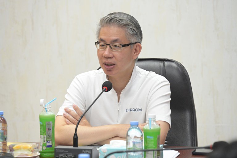 ปลัดฯ ณัฐพล ลงพื้นที่สระบุรี กำชับจี้โรงงานลงทะเบียนข้อมูลการประกอบการอุตสาหกรรมให้ครบ 100% ย้ำกำกับดูแลเหมืองแร่ให้อยู่ในเกณฑ์มาตรฐานไม่ให้ส่งผลกระทบต่อสิ่งแวดล้อมและชุมชนโดยรอบ 