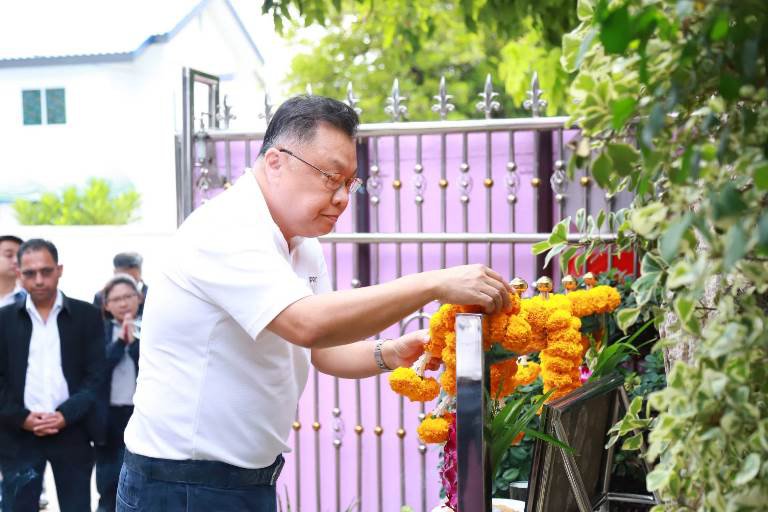 ปลัดฯ ณัฐพล ลงพื้นที่สระบุรี กำชับจี้โรงงานลงทะเบียนข้อมูลการประกอบการอุตสาหกรรมให้ครบ 100% ย้ำกำกับดูแลเหมืองแร่ให้อยู่ในเกณฑ์มาตรฐานไม่ให้ส่งผลกระทบต่อสิ่งแวดล้อมและชุมชนโดยรอบ 