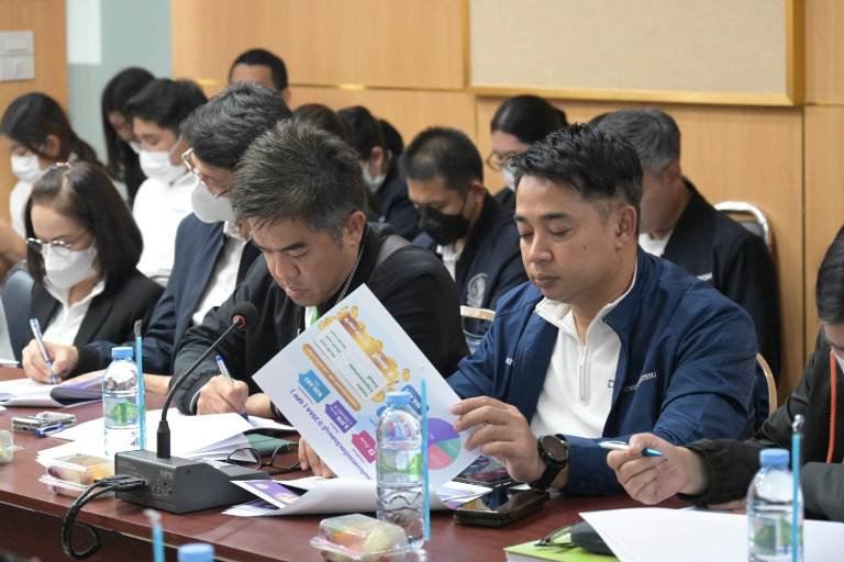 ปลัดฯ ณัฐพล ลงพื้นที่สระบุรี กำชับจี้โรงงานลงทะเบียนข้อมูลการประกอบการอุตสาหกรรมให้ครบ 100% ย้ำกำกับดูแลเหมืองแร่ให้อยู่ในเกณฑ์มาตรฐานไม่ให้ส่งผลกระทบต่อสิ่งแวดล้อมและชุมชนโดยรอบ 