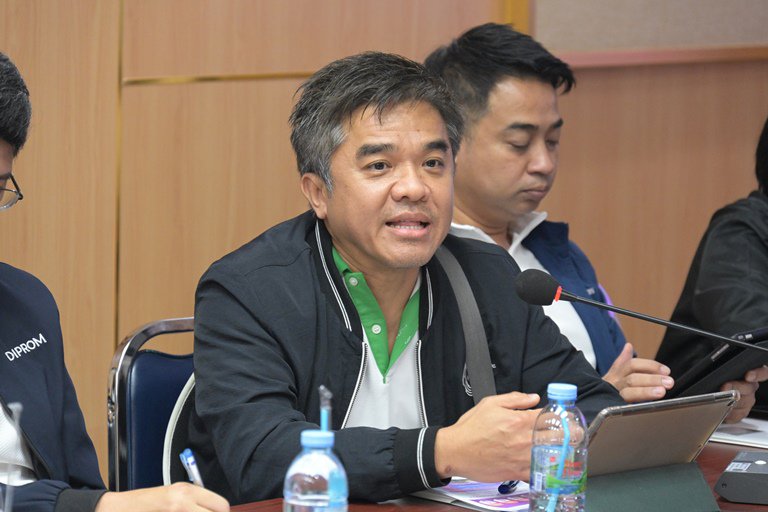 ปลัดฯ ณัฐพล ลงพื้นที่สระบุรี กำชับจี้โรงงานลงทะเบียนข้อมูลการประกอบการอุตสาหกรรมให้ครบ 100% ย้ำกำกับดูแลเหมืองแร่ให้อยู่ในเกณฑ์มาตรฐานไม่ให้ส่งผลกระทบต่อสิ่งแวดล้อมและชุมชนโดยรอบ 