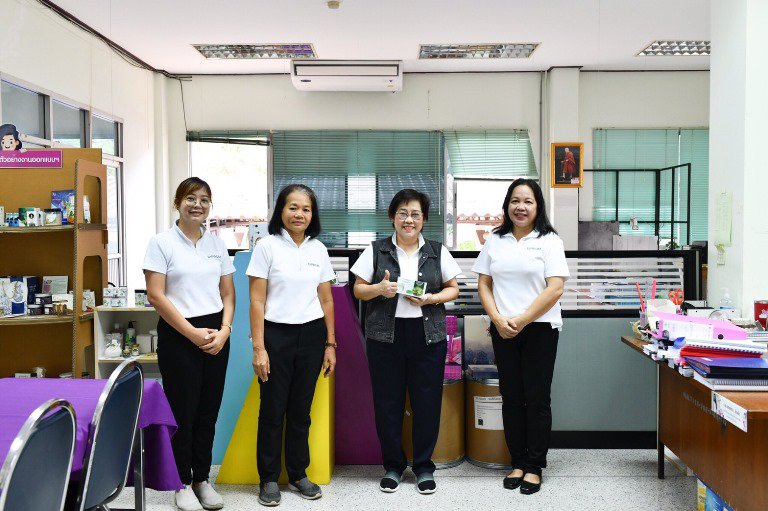รสอ.สุชาดา" ลงพื้นที่ติดตามการดำเนินงานศูนย์ดีพร้อมเซ็นเตอร์ 4