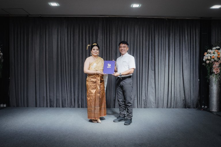 “รสอ.วัชรุน” มอบวุฒิบัตรและแสดงความยินดีกับ NEC จังหวัดเพชรบูรณ์