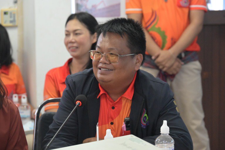 ปลัดฯ ณัฐพล ระดมทีม MIND หารือแนวทางการแก้ไขปัญหาการลักลอบเผาอ้อย เพื่อลดปัญหา PM 2.5 พร้อมแนะการบริหารจัดการระบบขนส่งอ้อยสดเข้าหีบอย่างมีประสิทธิภาพ