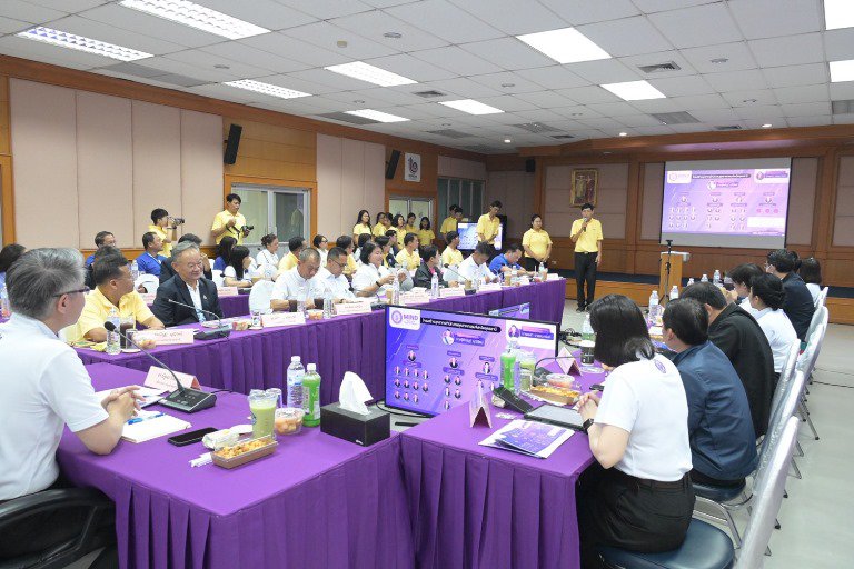 ปลัดฯ ณัฐพล นำทีม MIND ล่องอีสานเหนือ เน้นย้ำ สอจ. ขานรับนโยบายอุตสาหกรรมเศรษฐกิจสร้างความเจริญในพื้นที่ พร้อมนำแนวทาง 4 มิติ เพิ่มความเข้มแข็งและยั่งยืนแก่โรงงานอุตสาหกรรม 