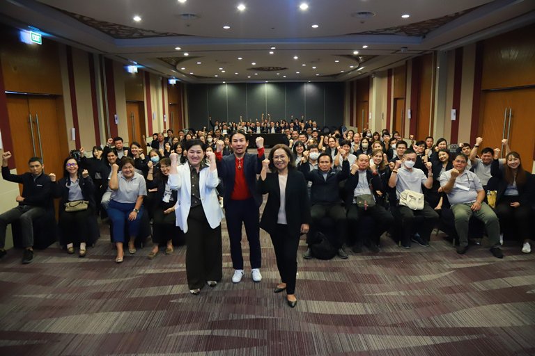 "ดีพร้อม" กางแผนทำงานปี 67  เดินหน้าส่งเสริม ผปก. สอดรับกับนโยบาย MIND 4 มิติ