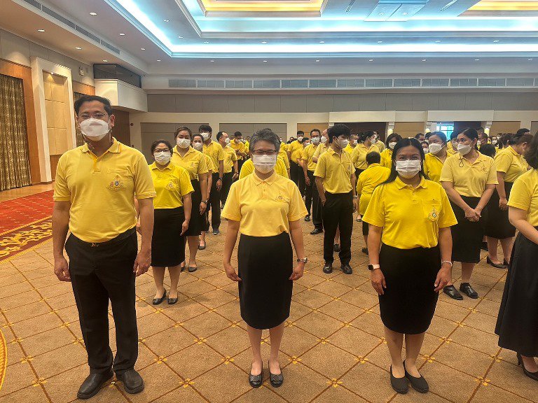 "ดีพร้อม" ร่วมพิธีรับมอบหมวก และผ้าพันคอจิตอาสาพระราชทานในโครงการจิตอาสา "เราทำดี ด้วยหัวใจ" 