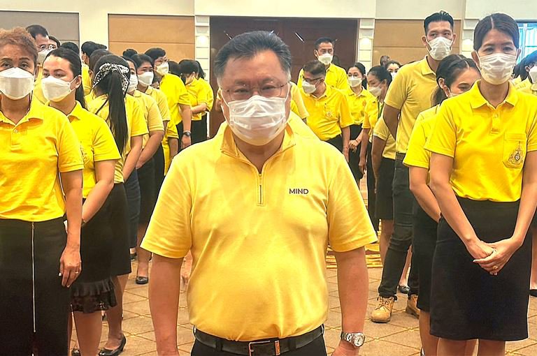 "ดีพร้อม" ร่วมพิธีรับมอบหมวก และผ้าพันคอจิตอาสาพระราชทานในโครงการจิตอาสา "เราทำดี ด้วยหัวใจ" 