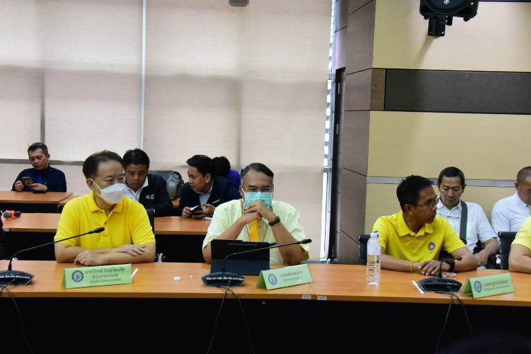 รัฐมนตรีว่าการกระทรวงอุตสาหกรรม ฤกษ์ดีเข้ากระทรวงอุตสาหกรรมวันแรก 