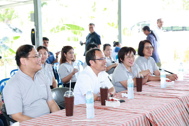 "อธิบดีใบน้อย" ลงพื้นที่เยี่ยมชมกลุ่มวิสาหกิจชุมชนวัยหวาน จ.เพชรบุรี ชูเป็น "ชุมชนดีพร้อม" ต้นแบบ