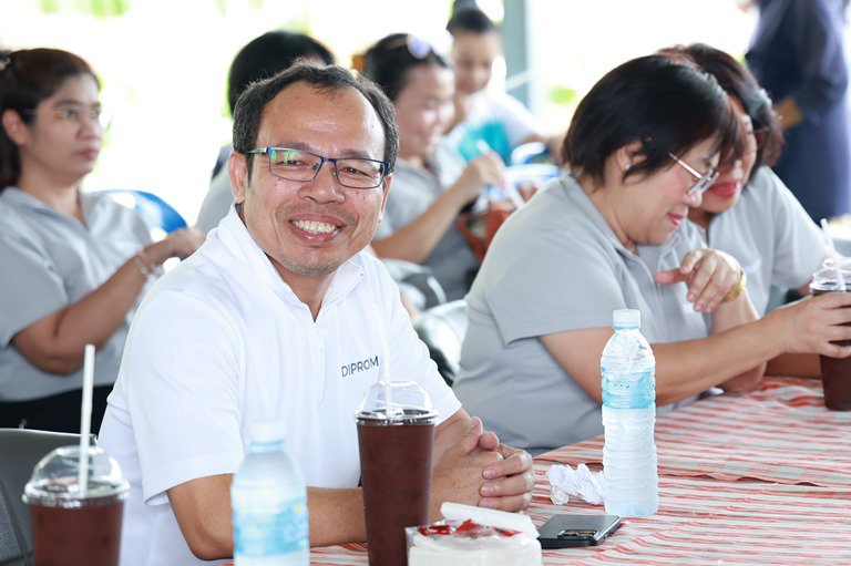 "อธิบดีใบน้อย" ลงพื้นที่เยี่ยมชมกลุ่มวิสาหกิจชุมชนวัยหวาน จ.เพชรบุรี ชูเป็น "ชุมชนดีพร้อม" ต้นแบบ