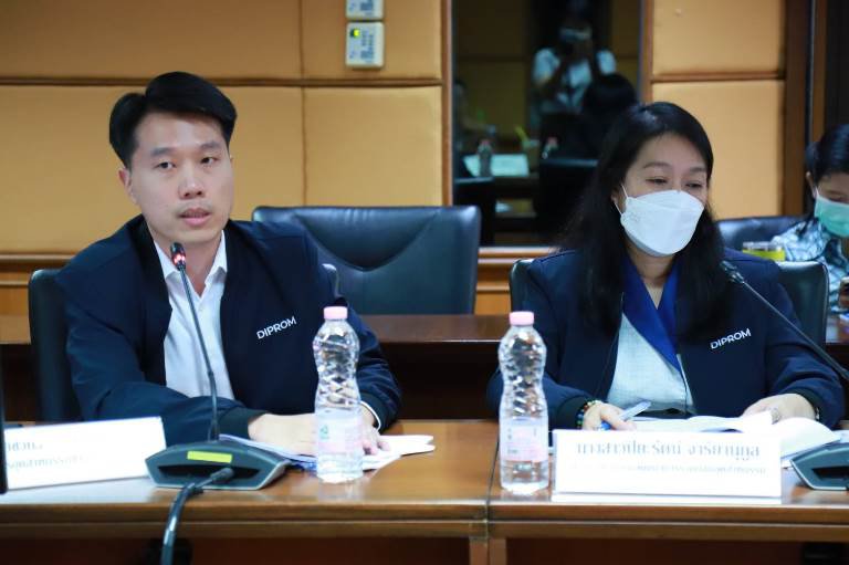 “รสอ.วาที” ร่วมประชุมรางวัลอุตสาหกรรมขนาดกลางและขนาดย่อมดีเด่น ประเภทการบริหารธุรกิจสู่สากล (Global SME)