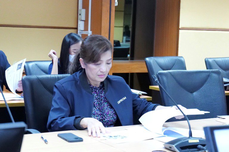 "รสอ.วาที" นั่งหัวโต๊ะประชุมคณะกรรมการบริหารเทคโนโลยีสารสนเทศและการสื่อสาร ของ กสอ.