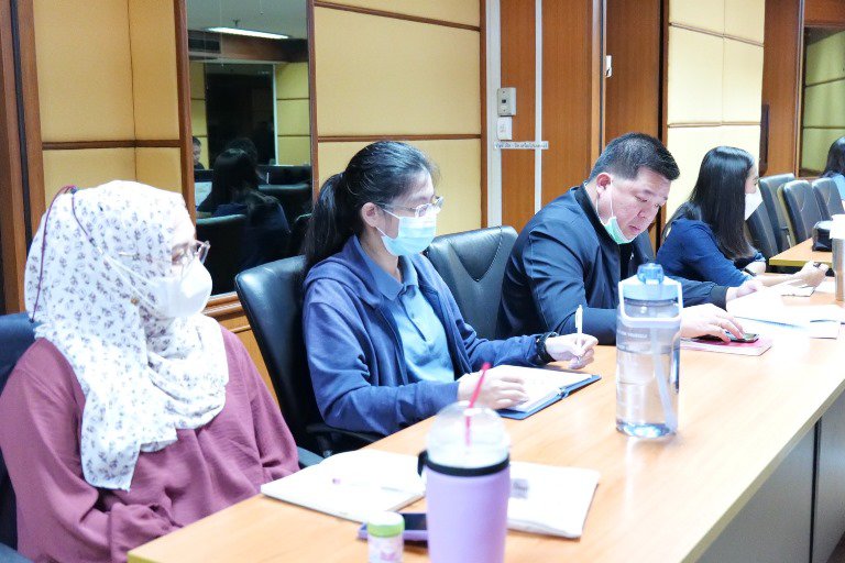 "รสอ.วาที" นั่งหัวโต๊ะประชุมคณะกรรมการบริหารเทคโนโลยีสารสนเทศและการสื่อสาร ของ กสอ.