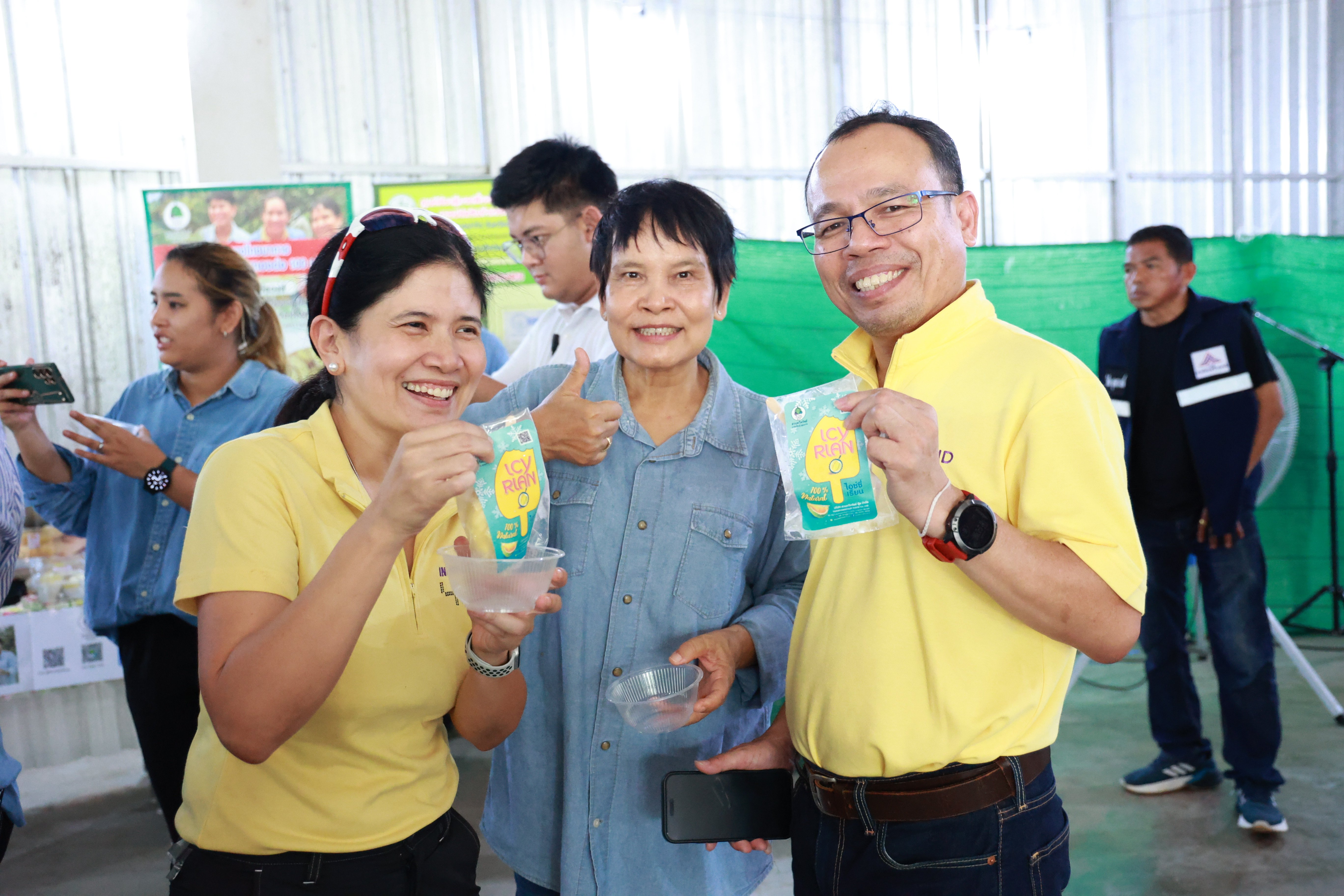 รัฐมนตรีพิมพ์ภัทรา ลงใต้ ชมความสำเร็จ “ต้นแบบเกษตรอุตสาหกรรมอัจฉริยะ” จ.ชุมพร