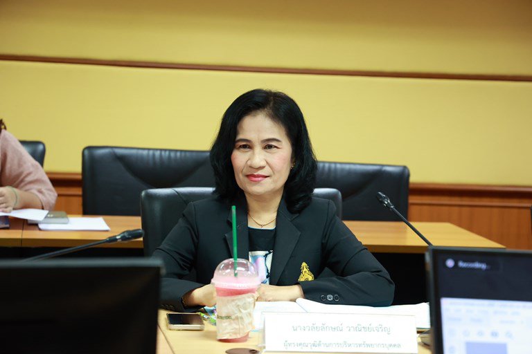 “อธิบดีใบน้อย” นำทีมประชุม อ.ก.พ. ครั้งที่ 1/2566 