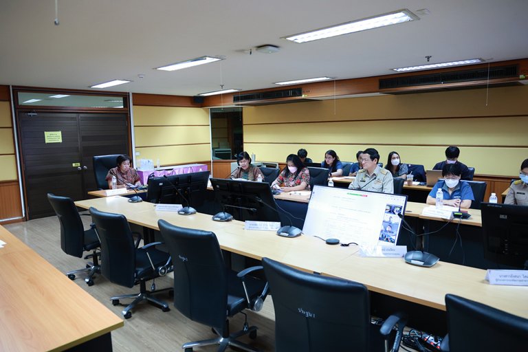 “รสอ.สุชาดา” นั่งหัวโต๊ะประชุมคณะทำงานจัดหารายได้เข้ากองทุนสวัสดิการ กสอ.