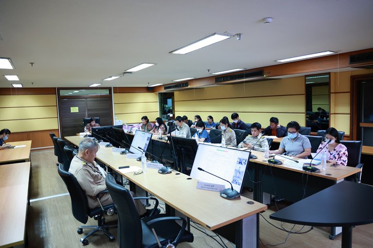 “รสอ.สุชาดา” นั่งหัวโต๊ะประชุมคณะทำงานจัดหารายได้เข้ากองทุนสวัสดิการ กสอ.