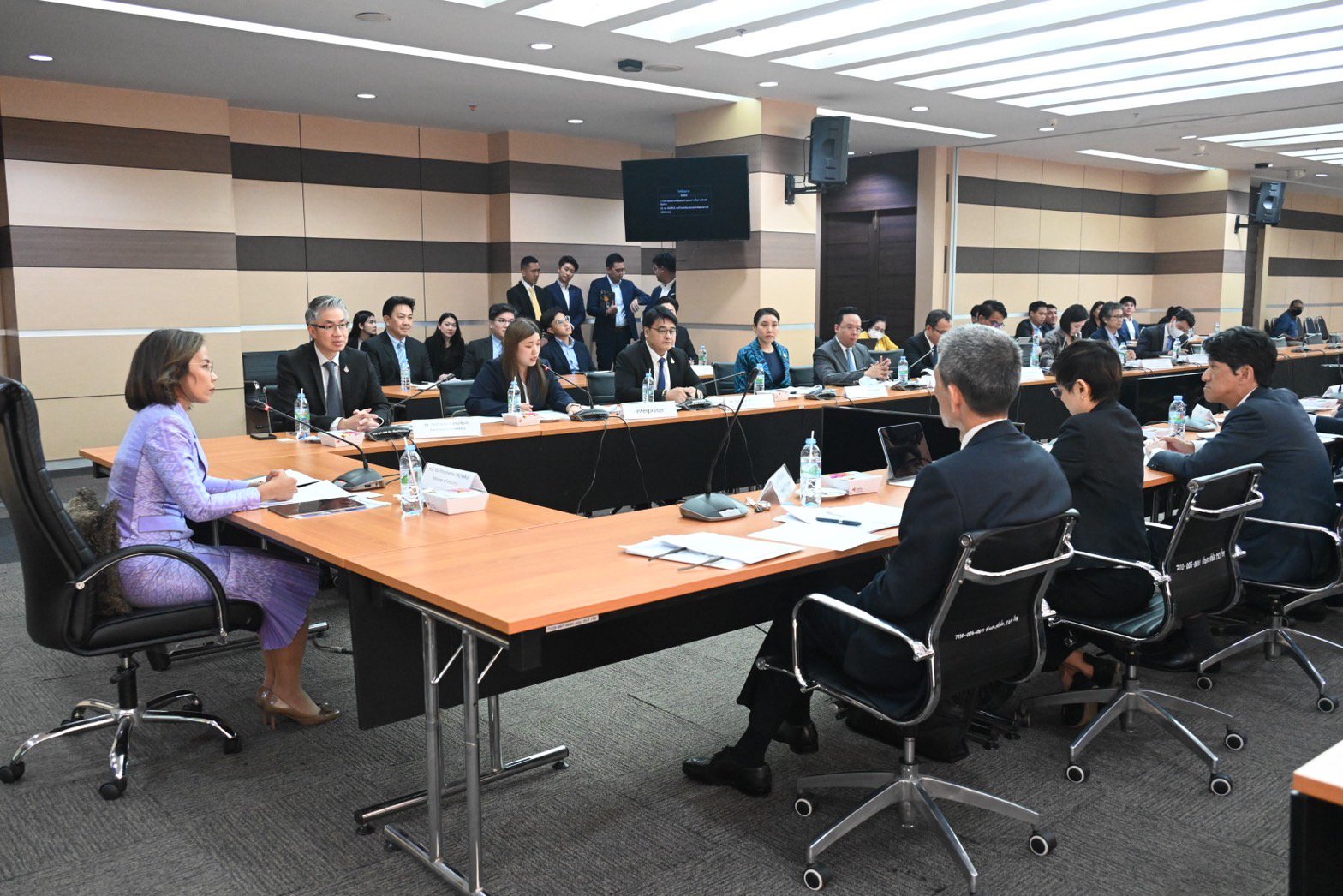 รัฐมนตรีฯ พิมพ์ภัทรา ให้นายคุโรดะ จุน (Mr. KURODA Jun) ประธาน JETRO Bangkok และคณะ เข้าพบ