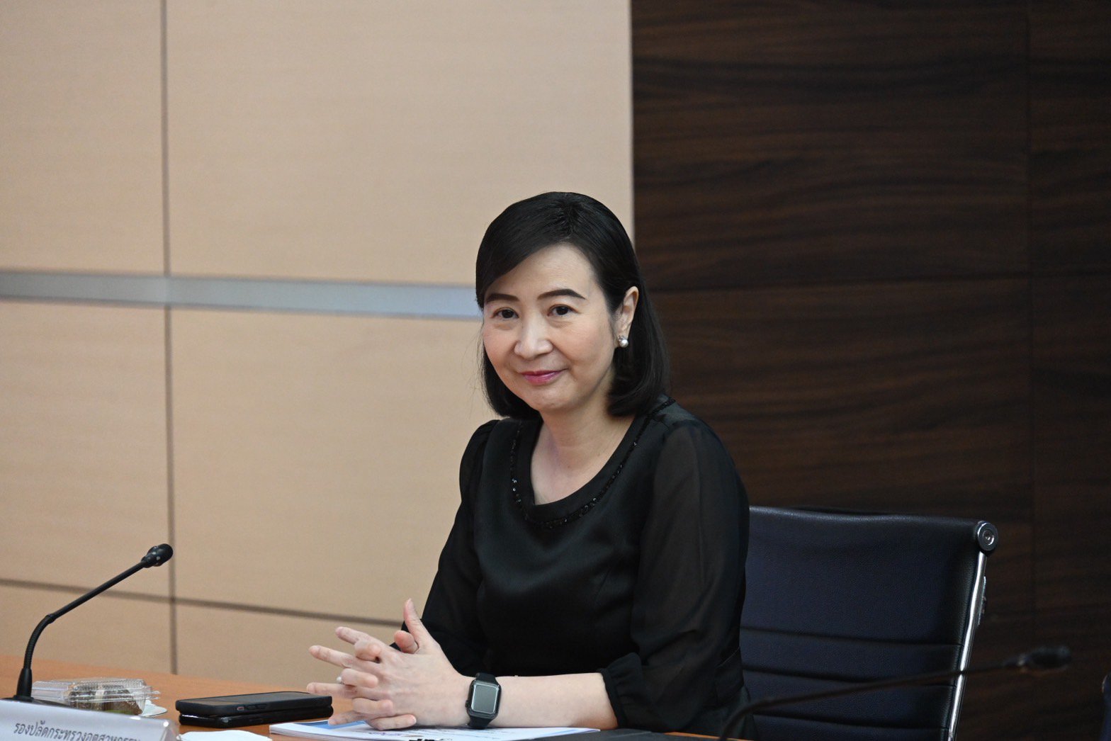 ปลัดฯ ณัฐพล จัดหนัก จัดเต็มส่งท้ายปี 2566 เตรียมจัดงานกาชาด ลุ้นโชคสลากรางวัลใหญ่ทั้งรถยนต์ รถจักรยานยนต์ ทองคำ และเกมส์จับรางวัลลุ้นเครื่องใช้ไฟฟ้า สินค้าอุตสาหกรรมมากมาย พร้อมตื่นตากับศิลปินดาราทุกวัน ที่ร้านกระทรวงอุตสาหกรรม