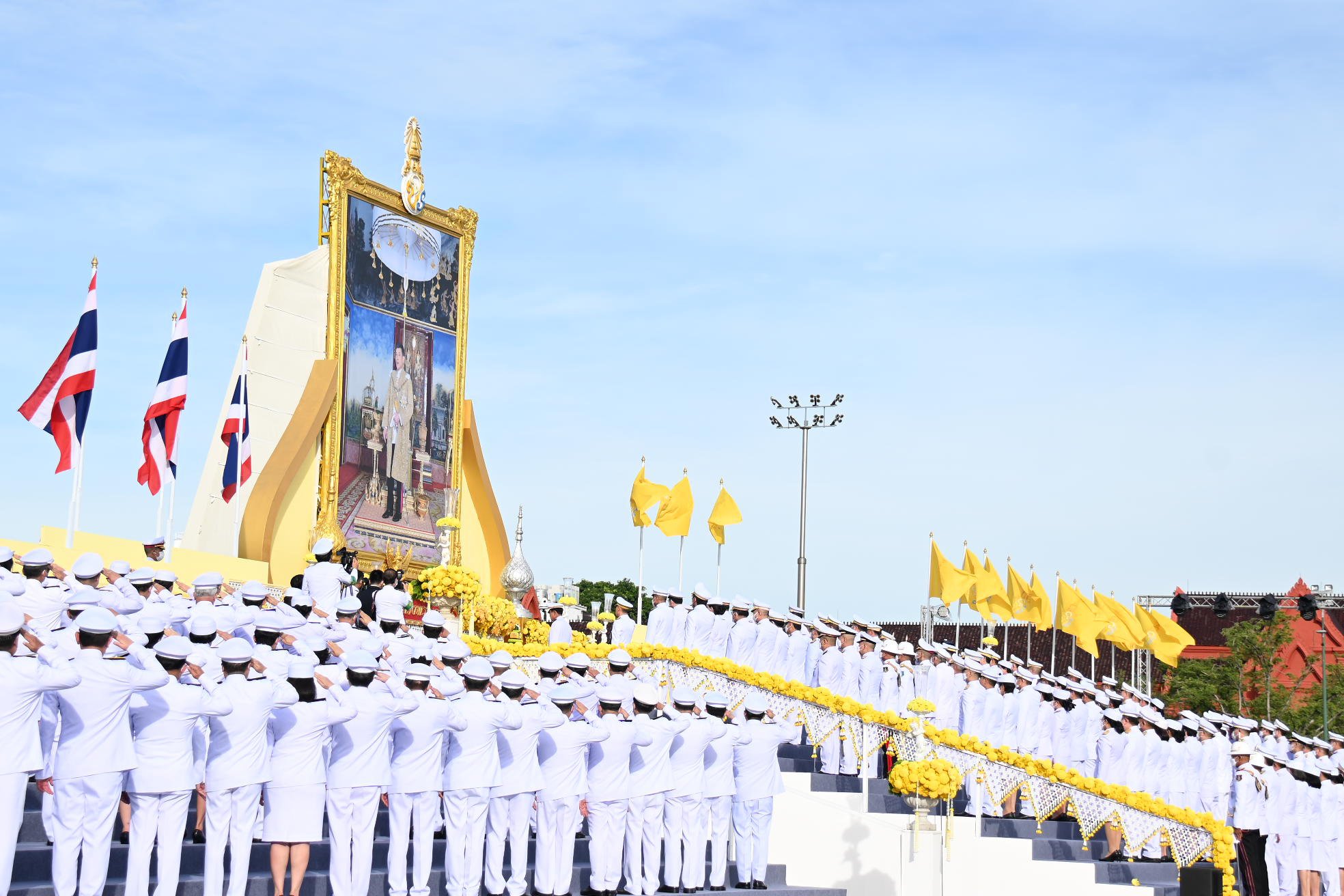 "รสอ.วัชรุน" นำคณะผู้บริหาร ดีพร้อมร่วมพิธีถวายสัตย์ปฏิญาณ เพื่อเป็นข้าราชการที่ดีและพลังของแผ่นดิน เนื่องในโอกาสวันเฉลิมพระชนมพรรษาพระบาทสมเด็จพระเจ้าอยู่หัว 28 กรกฎาคม 2566