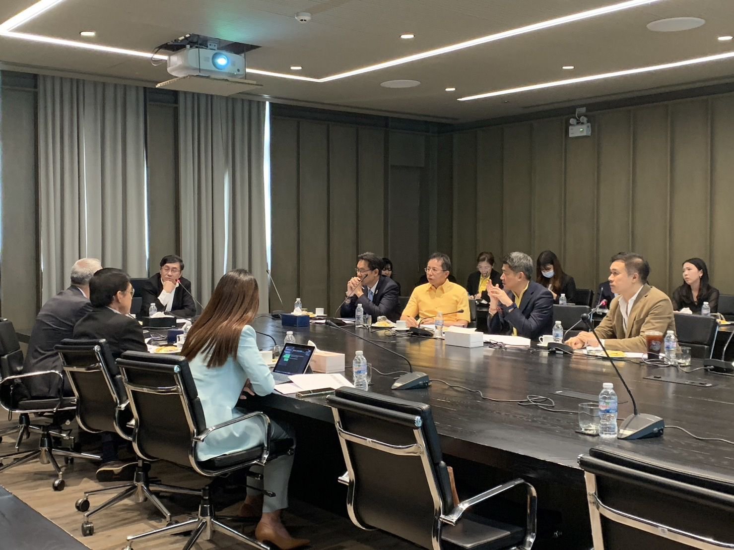"อสอ.ภาสกร" นำทีมดีพร้อมประชุมคณะกรรมการพัฒนาซอฟต์พาวเวอร์แห่งชาติ