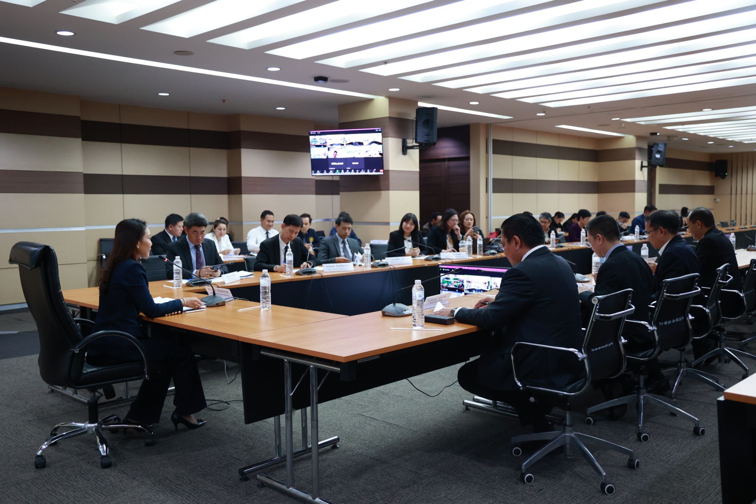 เลขานุการรัฐมนตรีฯ ไพลิน ประชุมเตรียมการลงพื้นที่ก่อนการประชุม ครม. อย่างเป็นทางการนอกสถานที่ ครั้งที่ 1/2566 ณ จ.หนองบัวลำภู