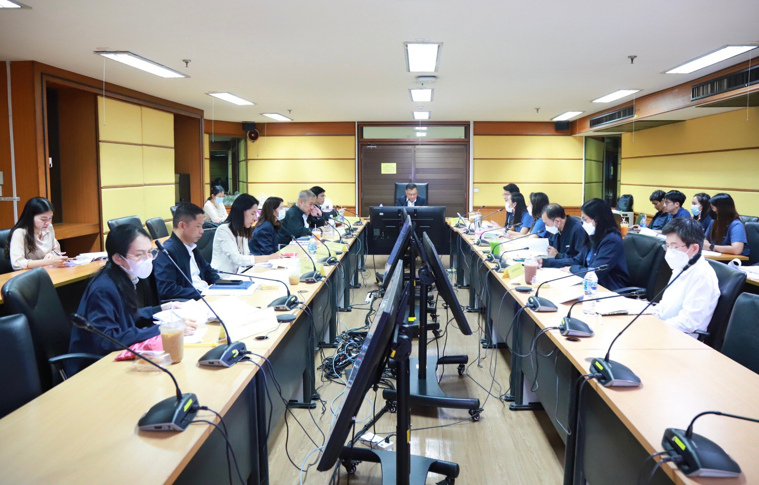 "ดีพร้อม" ประชุมคณะกรรมการข้อมูลข่าวสารฯ เตรียมเข้าร่วมประเมินศูนย์ข้อมูลข่าวสารราชการโดดเด่นปี 67