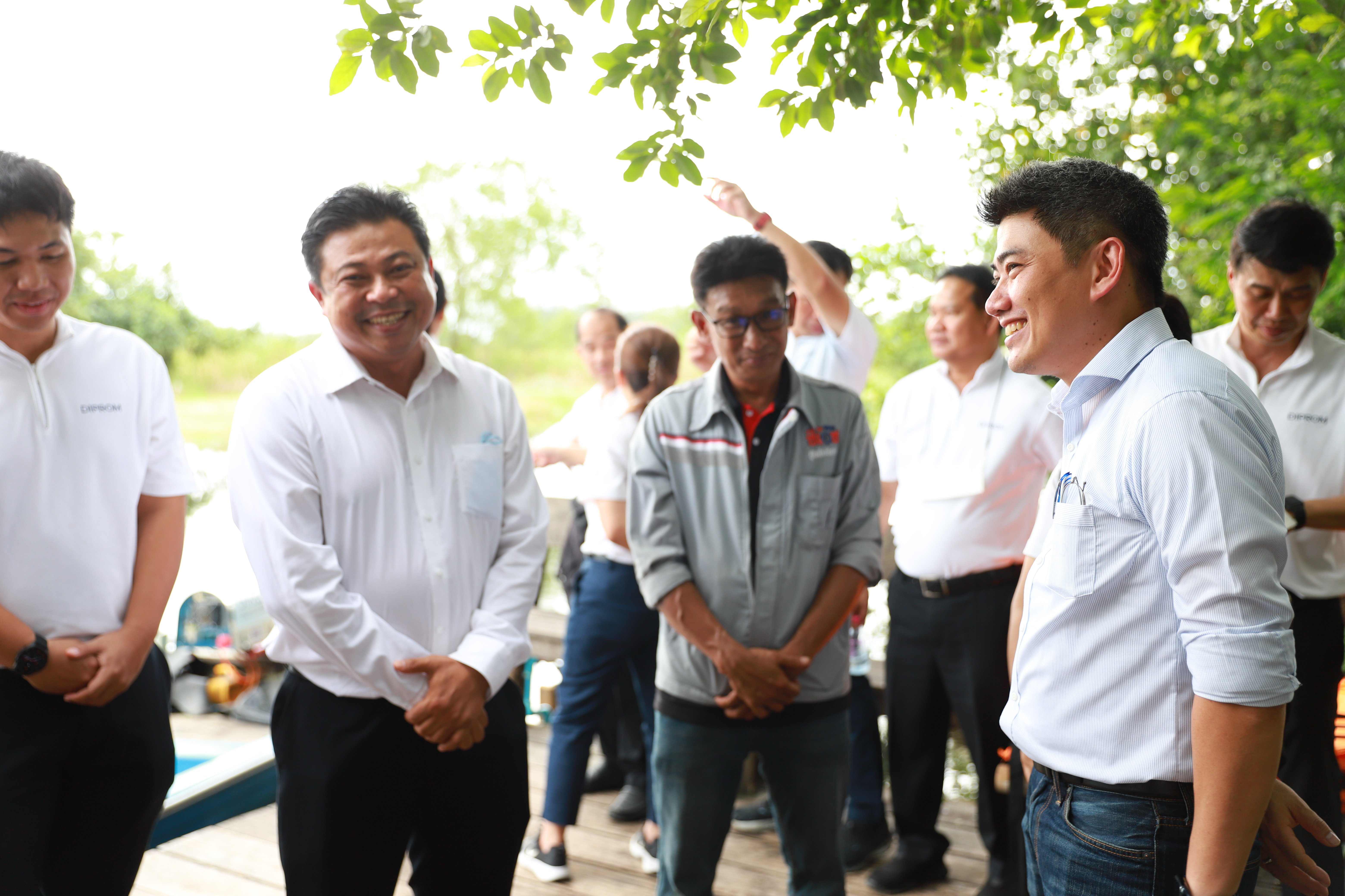 “อสอ.ภาสกร” นำทีมดีพร้อม ทดสอบเรือ EV ส่งเสริมการท่องเที่ยวเมืองคอน