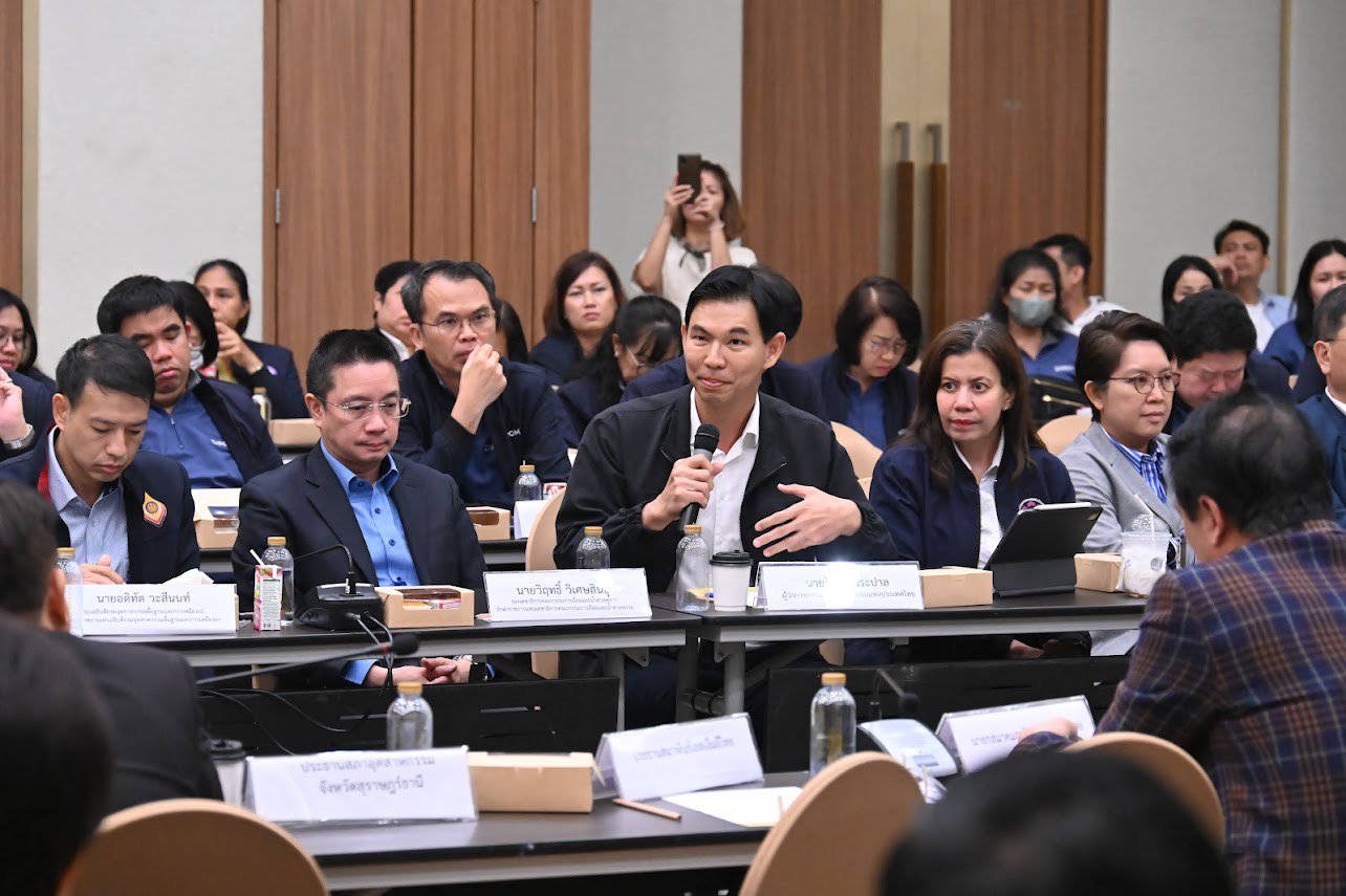 รัฐมนตรีฯ พิมพ์ภัทรา หารือผู้ประกอบพื้นที่ภาคใต้ หนุนภาคเศรษฐกิจอุตสาหกรรม รองรับอุตสาหกรรมฮาลาล