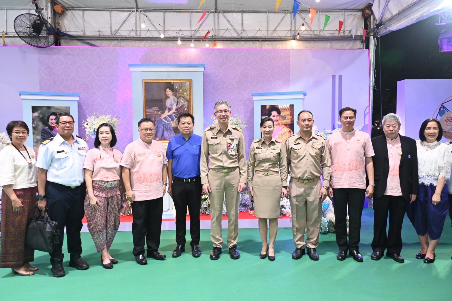 ปลัดณัฐพล เฝ้ารับเสด็จกรมสมเด็จพระเทพฯ เสด็จฯ เปิดงานกาชาด ปี 66 กระทรวงอุตฯ น้อมรวมใจจัดงานใหญ่ มอบโชคลุ้นรางวัลสร้างความสุขให้ประชาชนตลอด 11 วัน