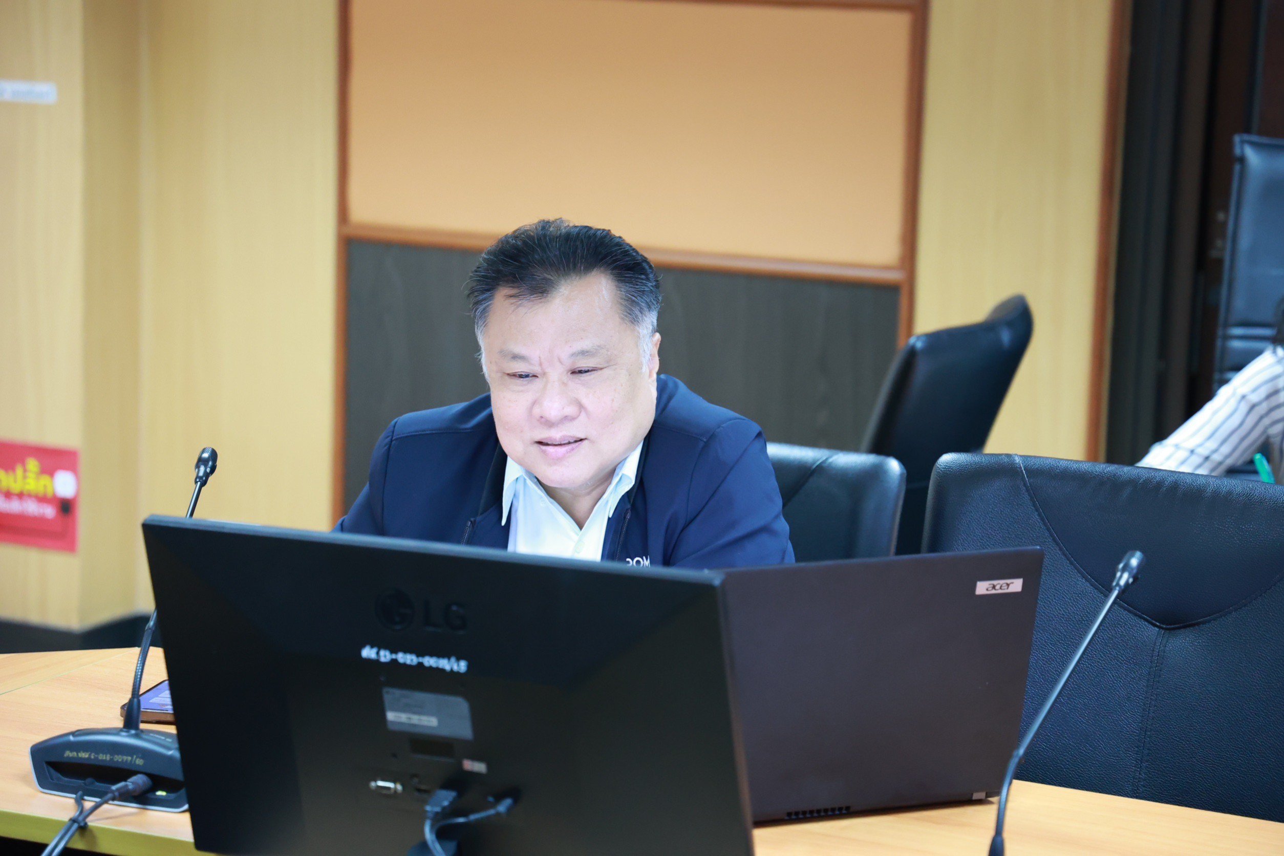 "ดีพร้อม" หารือแนวทางดำเนินโครงการด้าน BCG