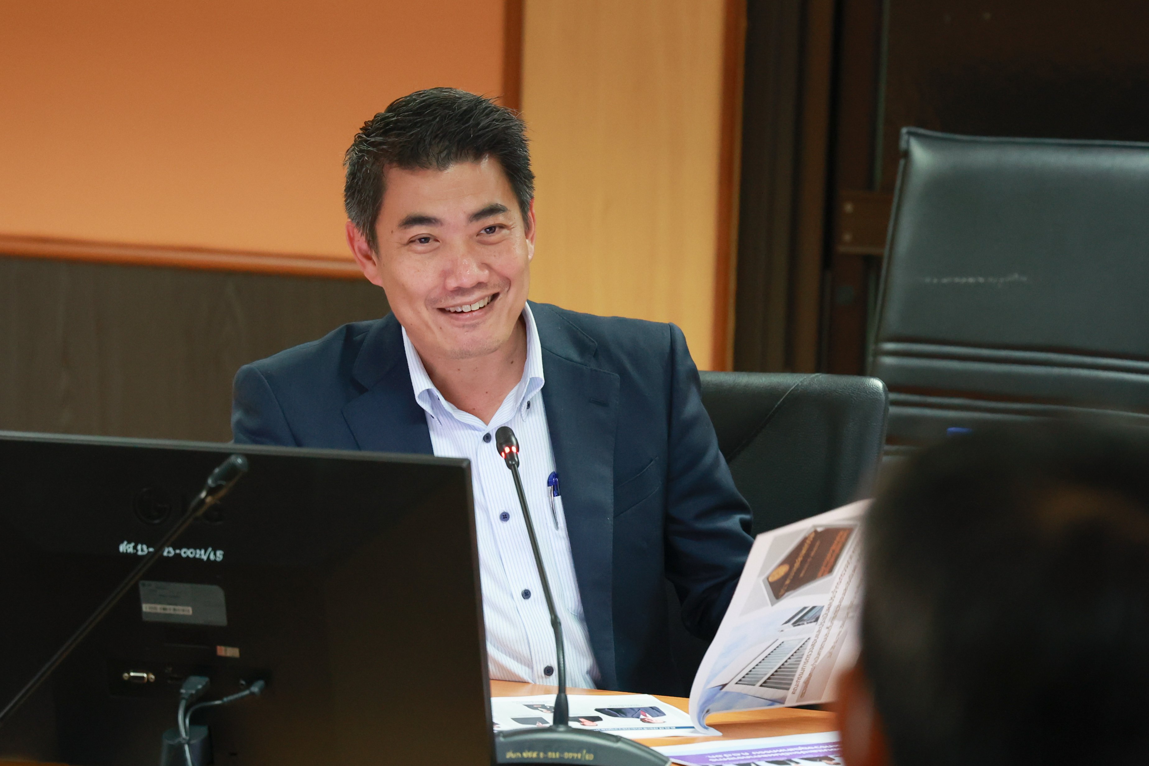 "อธิบดีภาสกร" ต้อนรับ ค.ต.ป.อก. ประชุมติดตามความก้าวหน้า 2 โครงการของดีพร้อม