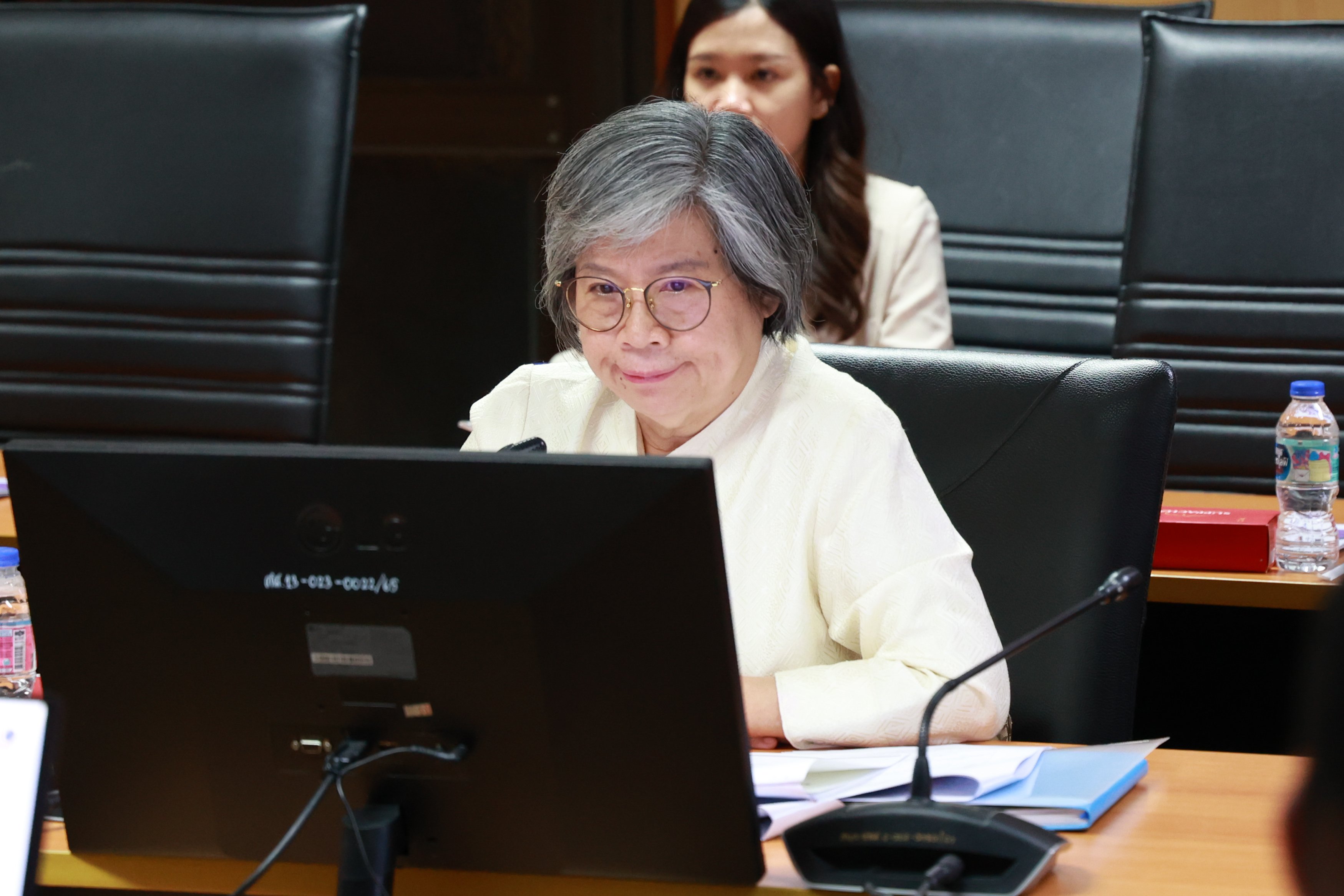 "อธิบดีภาสกร" ต้อนรับ ค.ต.ป.อก. ประชุมติดตามความก้าวหน้า 2 โครงการของดีพร้อม