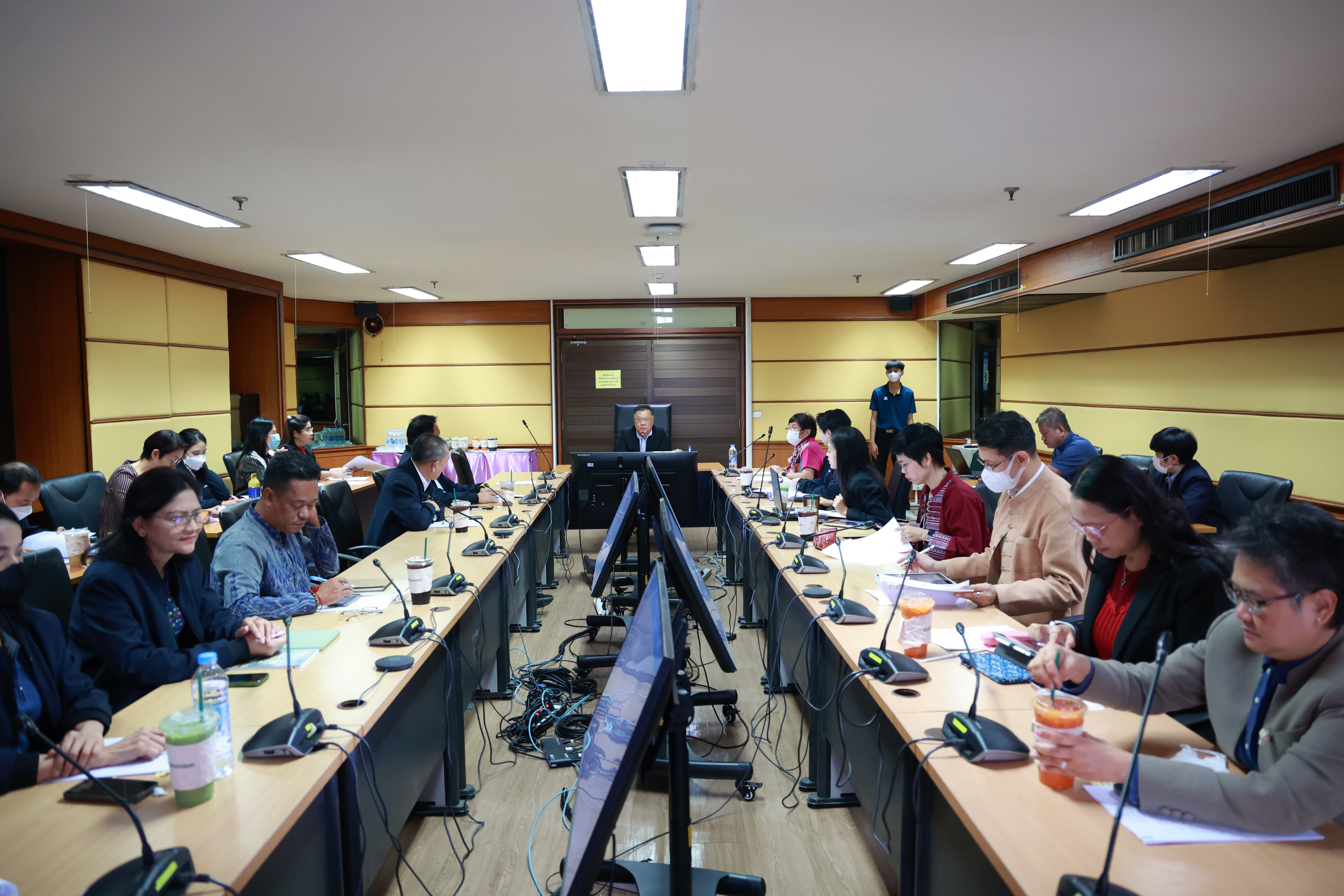 "รสอ.วาที" ประชุมคณะทำงานหนังสือรายงานประจำปี 2566