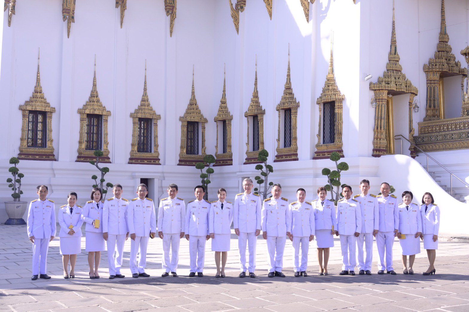 ปลัดฯ ณัฐพล นำคณะผู้บริหาร ก.อุตฯ ลงนามถวายพระพรพระบาทสมเด็จพระเจ้าอยู่หัวและสมเด็จพระนางเจ้าฯ พระบรมราชินี เนื่องในโอกาสวันขึ้นปีใหม่ พุทธศักราช 2567