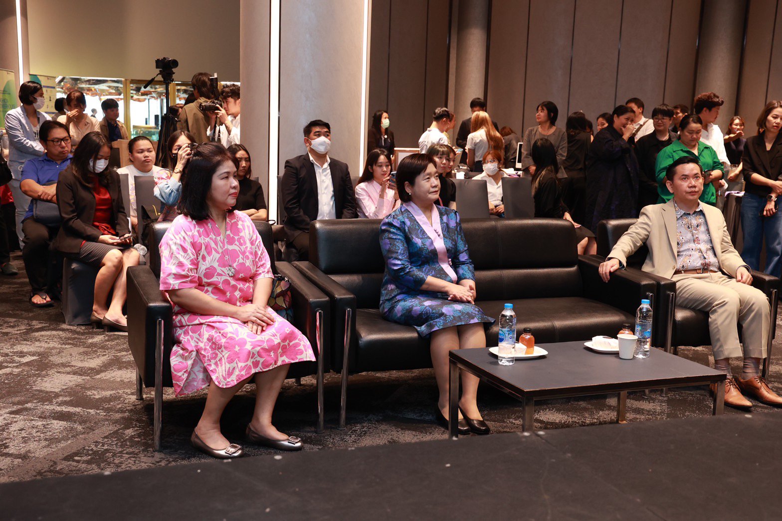 ดีพร้อม ปลุกพลังสร้างสรรค์ ดันกระแสแฟชั่นไทย เปิดเวทีจับคู่ธุรกิจยกระดับสินค้าแฟชั่นไทยสู่เวทีโลก หวังกระตุ้นเศรษฐกิจกว่า 500 ล้านบาท