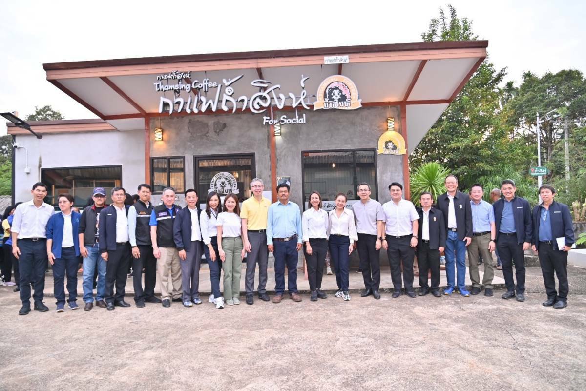 “รัฐมนตรีฯ พิมพ์ภัทรา” นำคณะผู้บริหารกระทรวงอุตสาหกรรม ลงพื้นที่จังหวัด“ชุมพร” เยี่ยมชมและให้กำลังใจ พร้อมรับฟังปัญหาอุปสรรคและข้อเสนอแนะ ผู้ประกอบกิจการในพื้นที่ ผลักดันสู่เป้าหมายตามนโยบายของกระทรวงอุตสาหกรรม